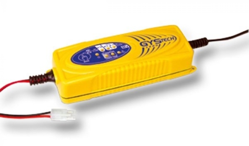 GYSTECH 3800 - Nabíječka na baterie